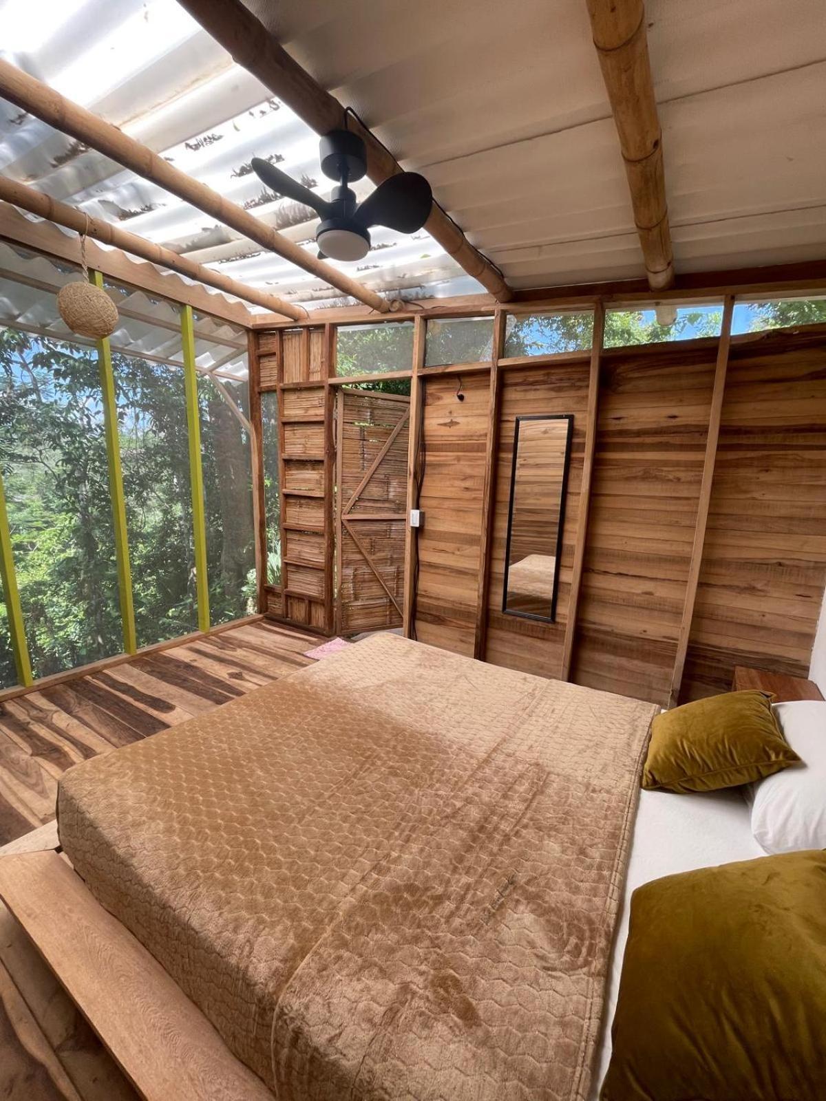 La Mona Eco Cabins Palomino Bagian luar foto